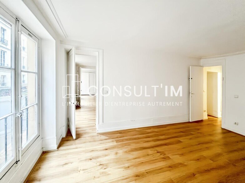 Bureau dans Paris à louer - Photo de l’immeuble – Image 1 sur 7