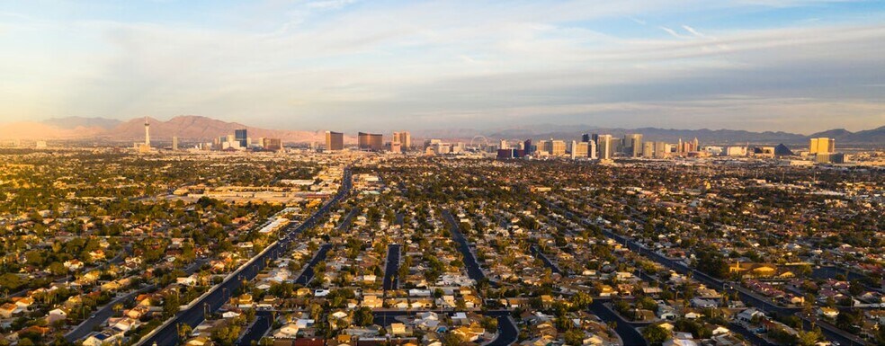 NWC of Lower Flat Top Drive and I-15, Mesquite, NV à louer - Photo principale – Image 1 sur 6
