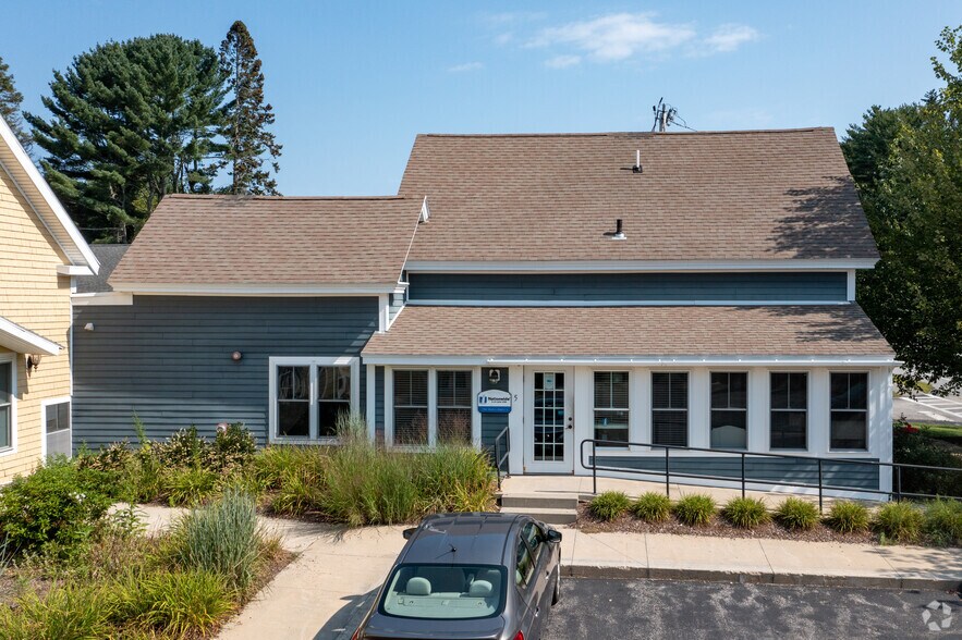 69 York St, Kennebunk, ME à vendre - Photo de l’immeuble – Image 2 sur 5