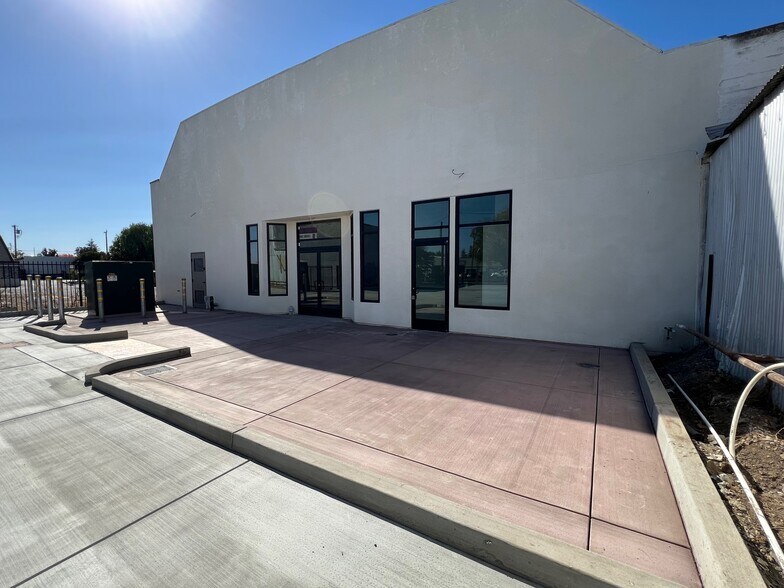 7320-7340 Monterey St, Gilroy, CA à louer - Photo de l’immeuble – Image 2 sur 10