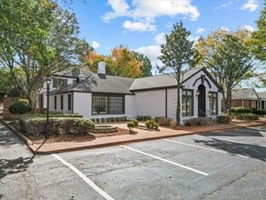 711 W Wade Hampton Blvd, Greer, SC à louer Photo intérieure– Image 2 sur 15