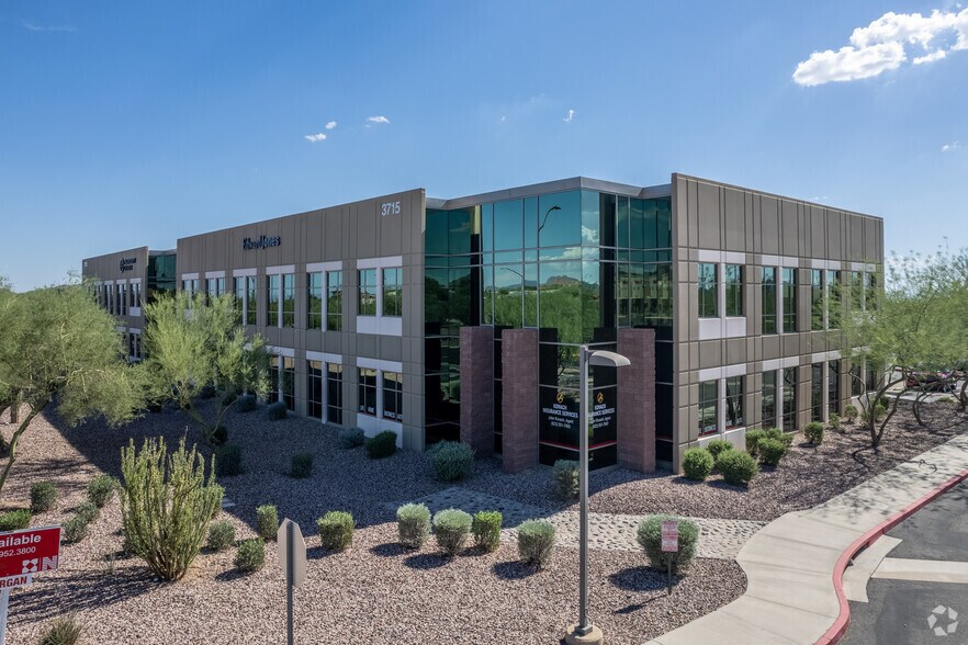 3715 W Anthem Way, Anthem, AZ à vendre - Photo de l’immeuble – Image 3 sur 8