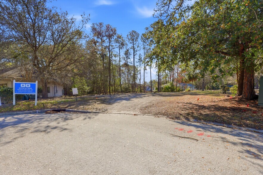 3683 Crown Point Rd, Jacksonville, FL à vendre - Photo de l’immeuble – Image 2 sur 43