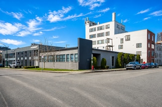Plus de détails pour 1775 Pine St, Vancouver, BC - Industriel/Logistique à vendre
