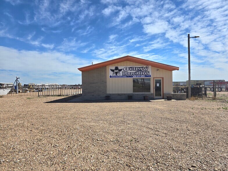 3490 Jones Ave, Garden City, KS à vendre - Photo principale – Image 1 sur 17