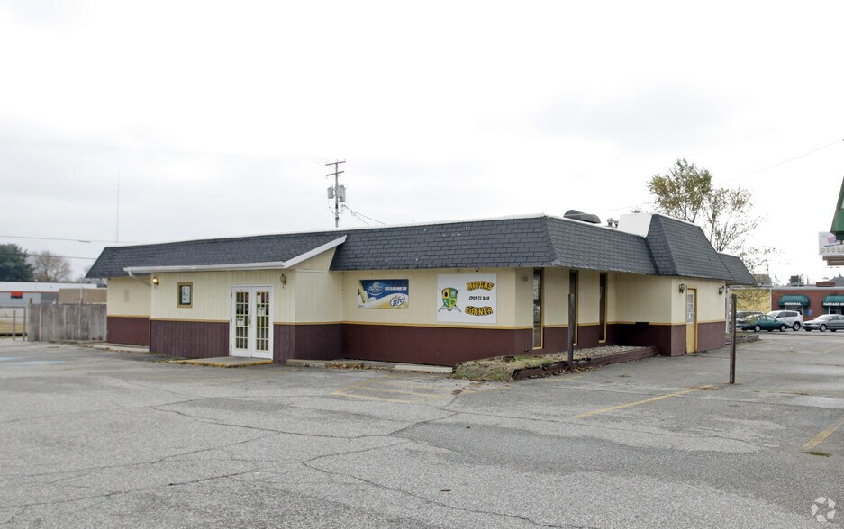 1516 N Ironwood Dr, South Bend, IN à vendre - Photo principale – Image 1 sur 17