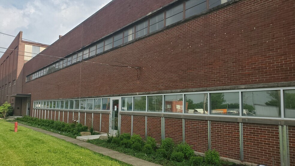 600-740 Marion Rd, Columbus, OH à louer - Photo de l’immeuble – Image 1 sur 15