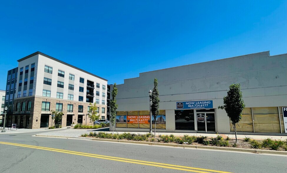 145 E White St, Rock Hill, SC à louer - Photo de l’immeuble – Image 3 sur 8