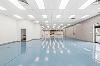 1340 N Illinois St, Indianapolis, IN à louer Photo intérieure– Image 1 sur 13