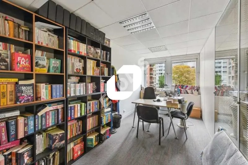 Bureau dans Paris à louer - Photo de l’immeuble – Image 2 sur 22