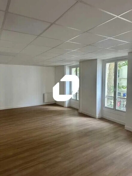 Bureau dans Paris à louer - Photo de l’immeuble – Image 3 sur 9