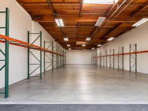 3041 Teagarden St, San Leandro, CA à louer Photo intérieure– Image 1 sur 3
