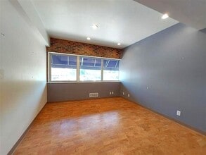 3801 W 50th St, Minneapolis, MN à louer Photo intérieure– Image 2 sur 4