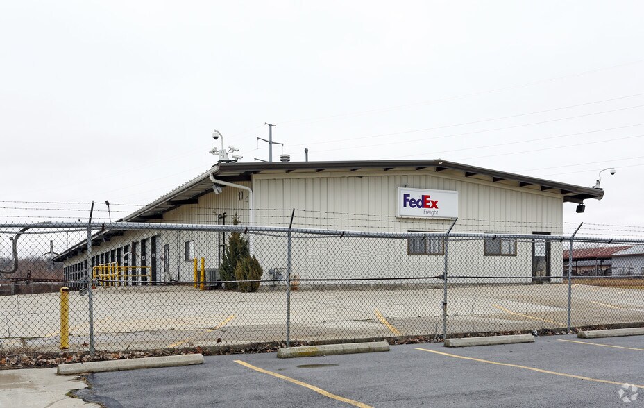2335 Saint Johns Rd, Lima, OH à louer - Photo de l’immeuble – Image 3 sur 4
