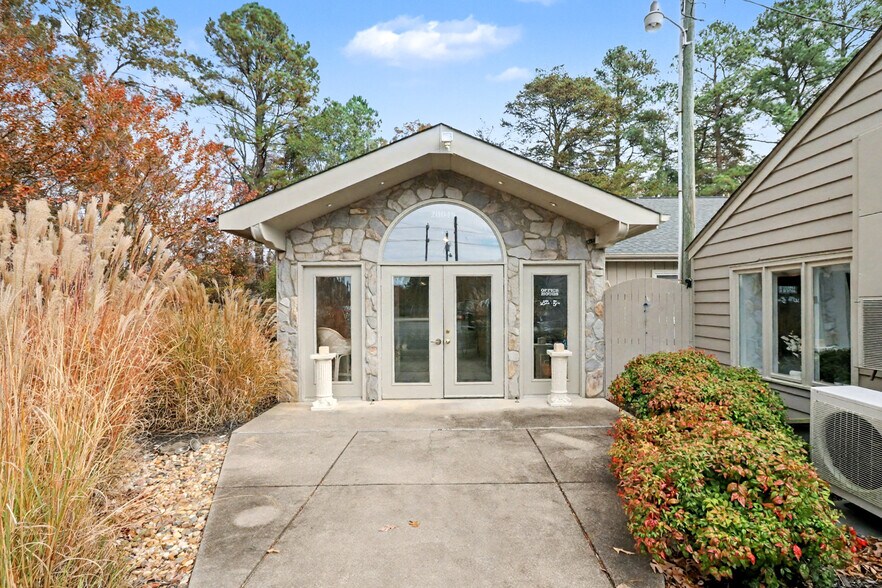 20049 Jefferson Davis Hwy, Ruther Glen, VA à vendre - Photo de l’immeuble – Image 2 sur 43