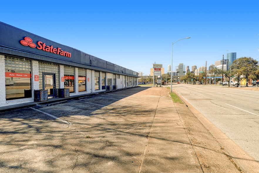 2102-2112 Pease St, Houston, TX à louer - Photo de l’immeuble – Image 3 sur 19