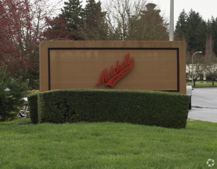 9935 SW Commerce Cir, Wilsonville, OR à vendre - Photo de l’immeuble – Image 3 sur 3