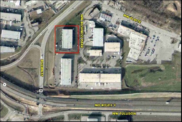 200-230 NW Business Park Ln, Riverside, MO à louer - Aérien – Image 2 sur 9