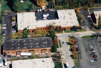 1230-1300 Mark St, Bensenville, IL - VUE AÉRIENNE  vue de carte - Image1