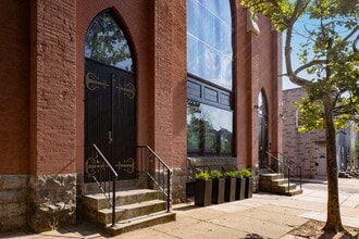 3127 E Baltimore St, Baltimore, MD à louer Photo de l’immeuble– Image 1 sur 15