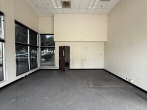 900 F St, San Diego, CA à louer Photo intérieure– Image 2 sur 9