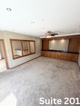 6500 University Ave, Windsor Heights, IA à louer Photo intérieure– Image 2 sur 6