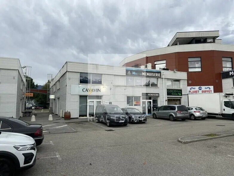 Local commercial dans SAINT-MARTIN-D'HERES à louer - Photo de l’immeuble – Image 2 sur 10