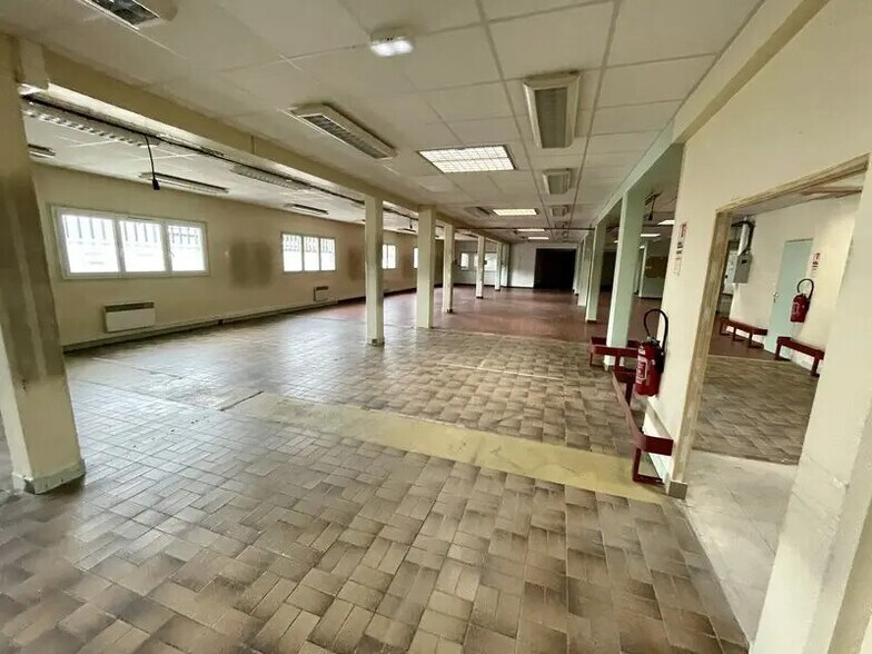 Bureau dans Barentin à louer - Photo intérieure – Image 3 sur 19