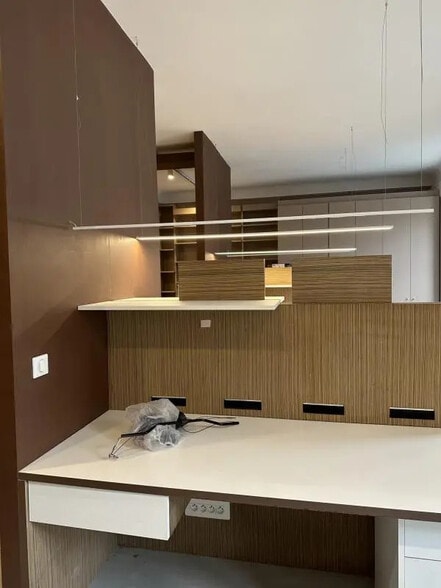 Local d’activités dans Paris à louer - Photo intérieure – Image 3 sur 7