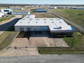 109 Silent Wings Blvd, Terrell, TX à louer Photo de l’immeuble– Image 1 sur 3