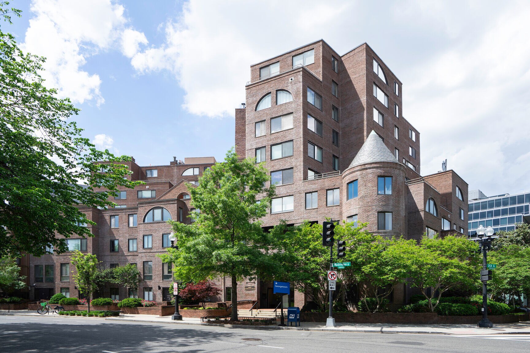 3 Washington Cir NW, Washington, DC à louer Photo de l’immeuble– Image 1 sur 28