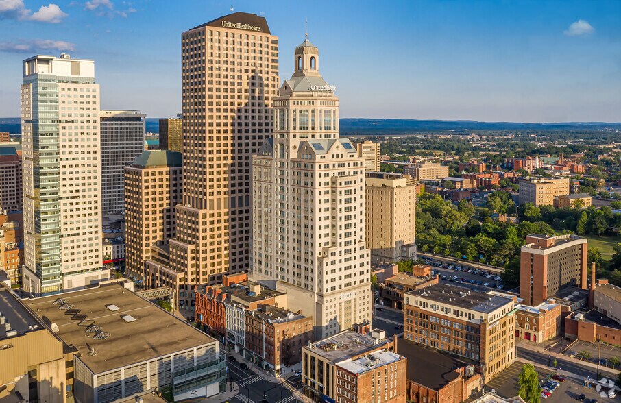 225 Asylum St, Hartford, CT à louer - Photo principale – Image 1 sur 44