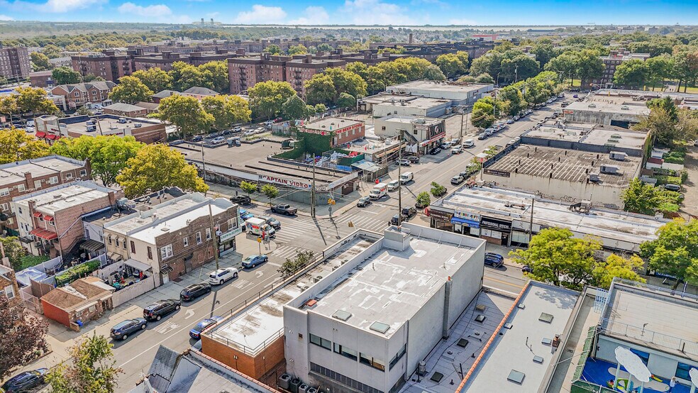 3041 Avenue U, Brooklyn, NY à vendre - Photo de l’immeuble – Image 2 sur 29