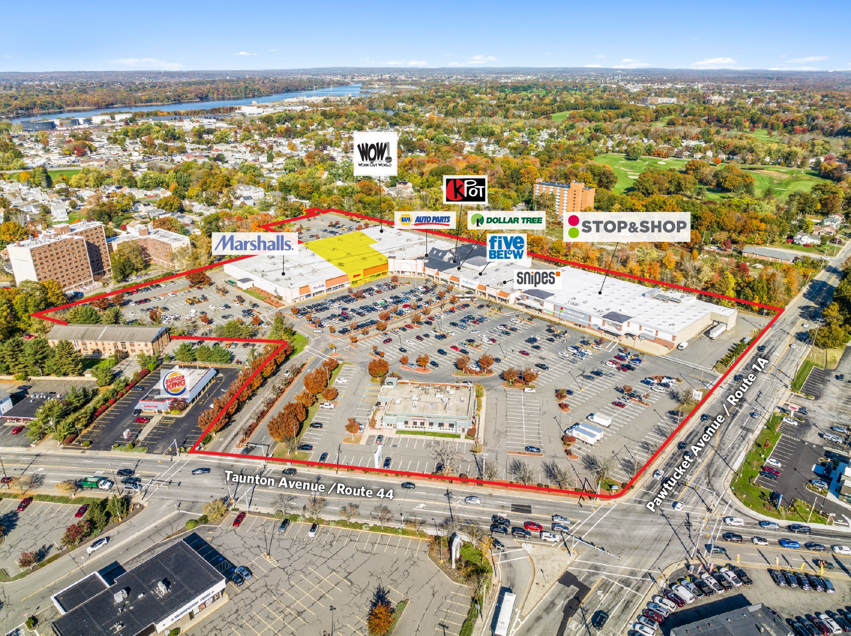 1925 Pawtucket Ave, East Providence, RI à louer Aérien– Image 1 sur 3