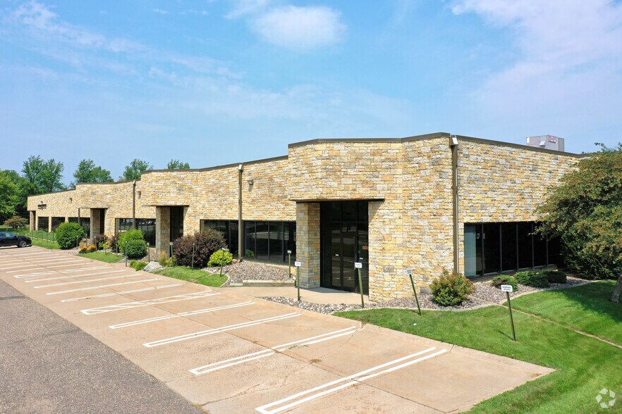 15000-15100 N 23rd Ave, Plymouth, MN à louer - Photo principale – Image 1 sur 16