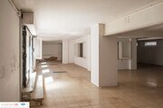 Interior local