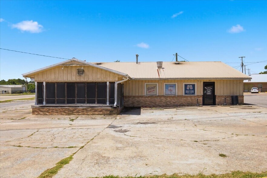 1131 Cradduck Rd, Ada, OK à vendre - Photo de l’immeuble – Image 1 sur 26