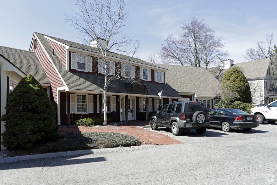 89 Amherst St, Nashua, NH à louer - Photo de l’immeuble – Image 3 sur 12