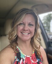 Sarah Tucker