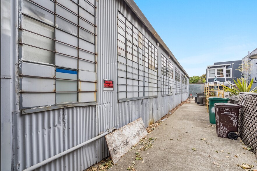 5526 San Pablo Ave, Oakland, CA à vendre - Photo de l’immeuble – Image 3 sur 15