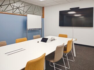 Plus de détails pour 259 W Broadway, Waukesha, WI - Coworking à louer