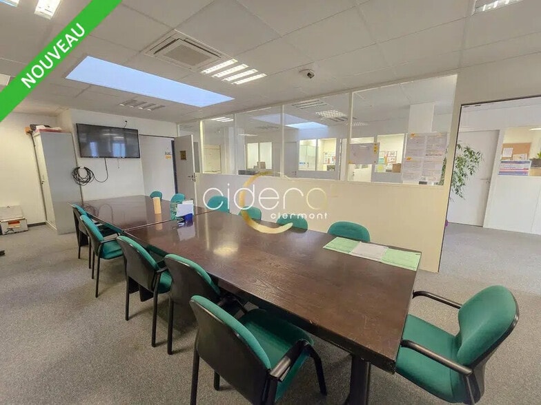Bureau dans Clermont-Ferrand à louer - Photo de l’immeuble – Image 1 sur 10