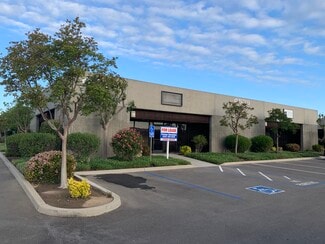 Plus de détails pour 4539 N Brawley Ave, Fresno, CA - Local d'activités à louer