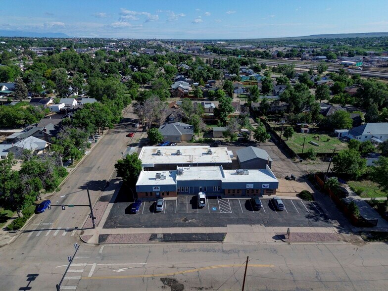 311 W 24th St, Pueblo, CO à vendre - Photo de l’immeuble – Image 1 sur 71