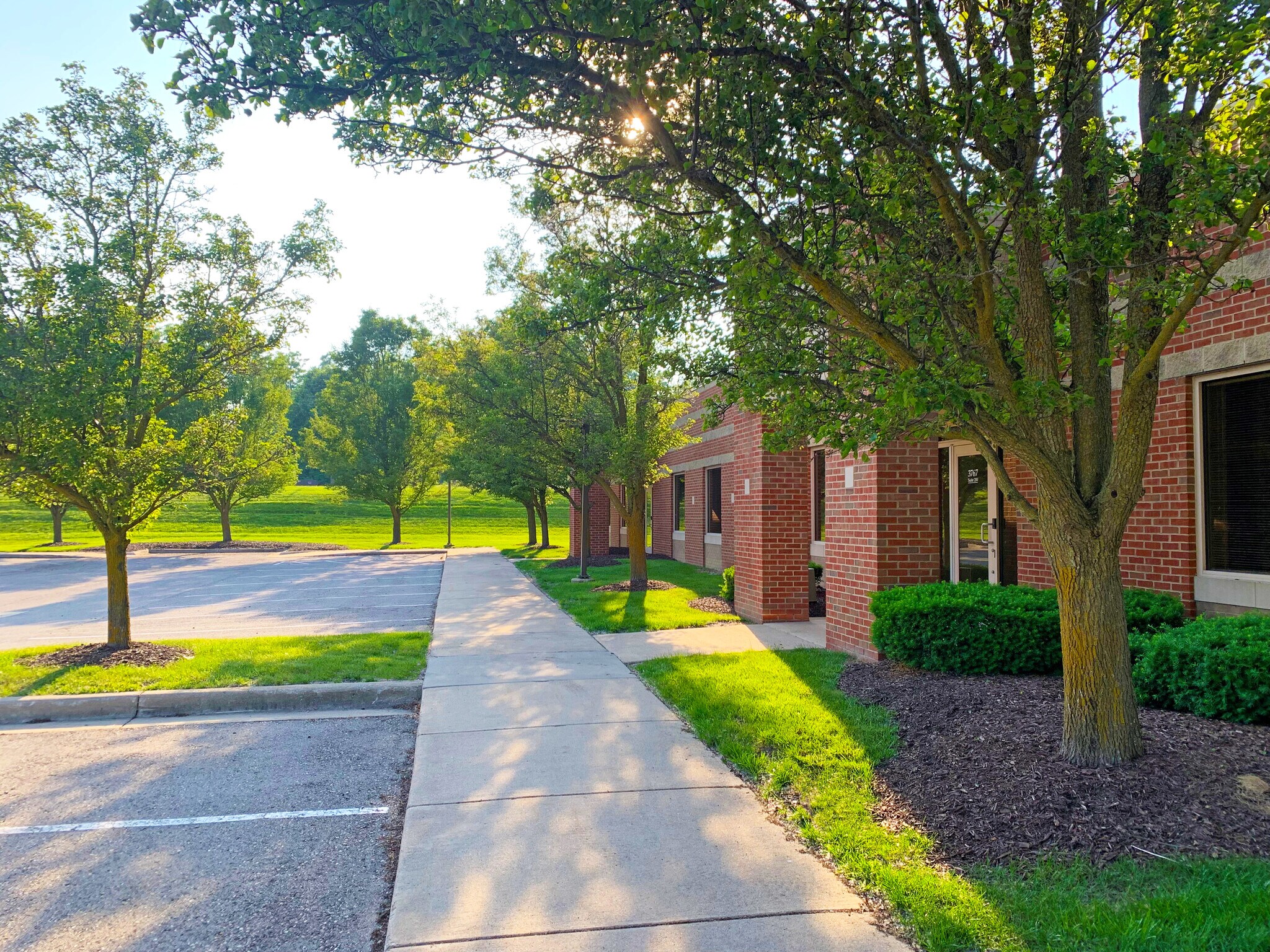 3767 Ranchero Dr, Ann Arbor, MI à vendre Photo principale– Image 1 sur 10