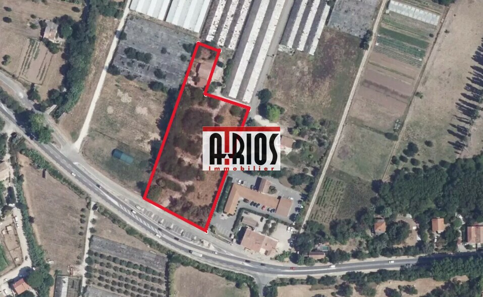 Terrain dans La Crau à louer - Aérien – Image 1 sur 1