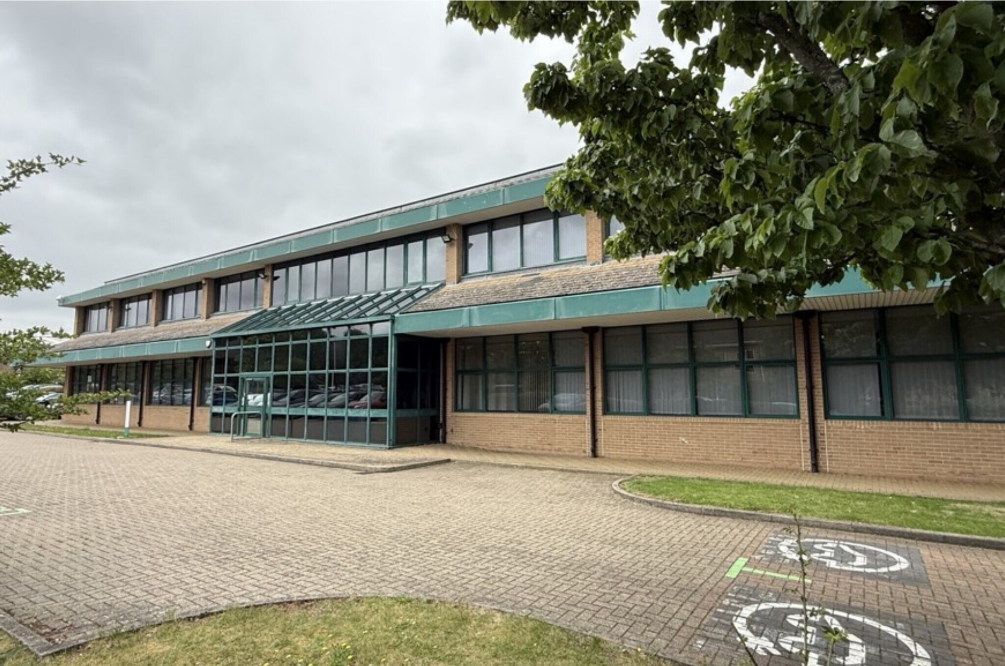 Rutherford Clos, Stevenage à louer Photo de l’immeuble– Image 1 sur 3