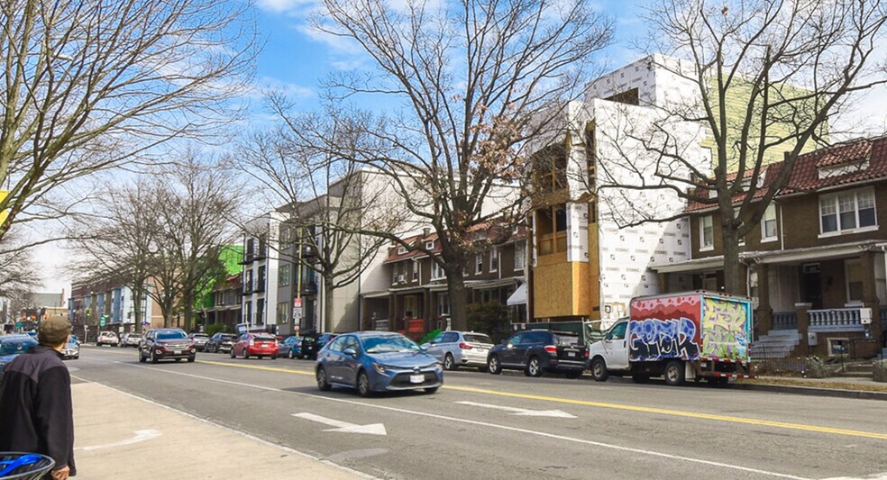7115 Georgia Ave NW, Washington, DC à vendre - Photo de l’immeuble – Image 3 sur 3