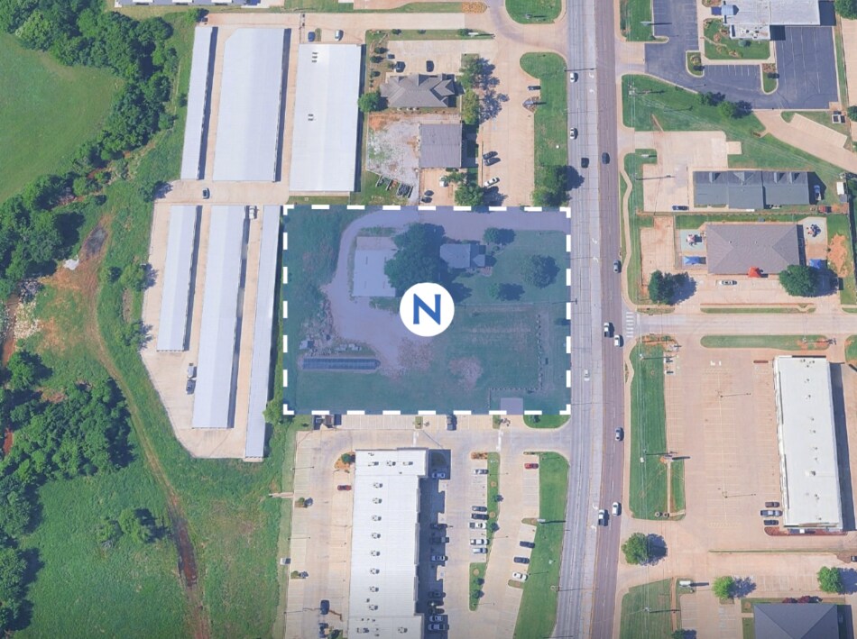 2113 S Douglas Blvd, Midwest City, OK à vendre Photo de l’immeuble– Image 1 sur 3