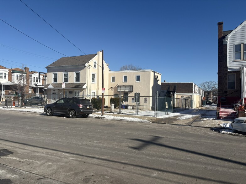 6739-6745 Limekiln Pike, Philadelphia, PA à louer - Photo principale – Image 1 sur 1